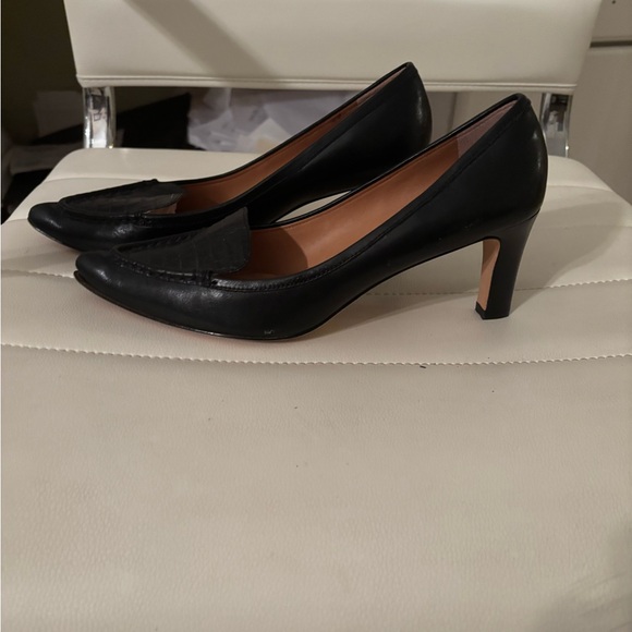 Ann Taylor Shoes - Ann Taylor Pointed Toe Alligator Black Leather‎ Women's Medium Heels Sz7.5